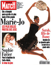Paris Match couverture numéro 2464